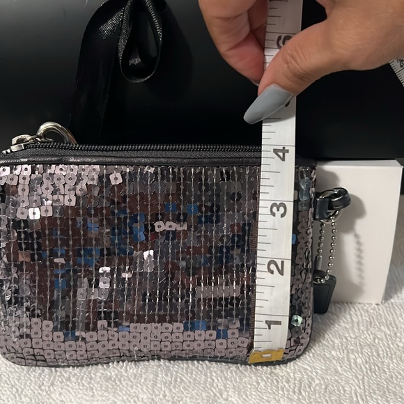 Coach sequin mini wristlet - Picture 7 of 14